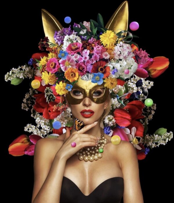 Golden girl with flowers 100 x 150